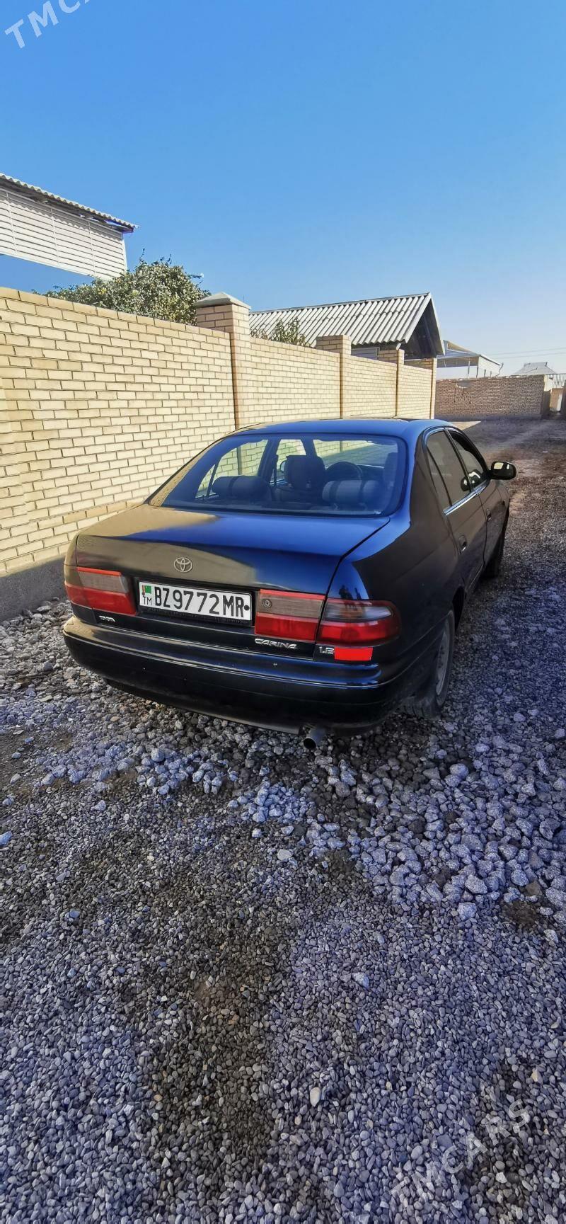 Toyota Carina 1995 - 70 000 TMT - Мары - img 4