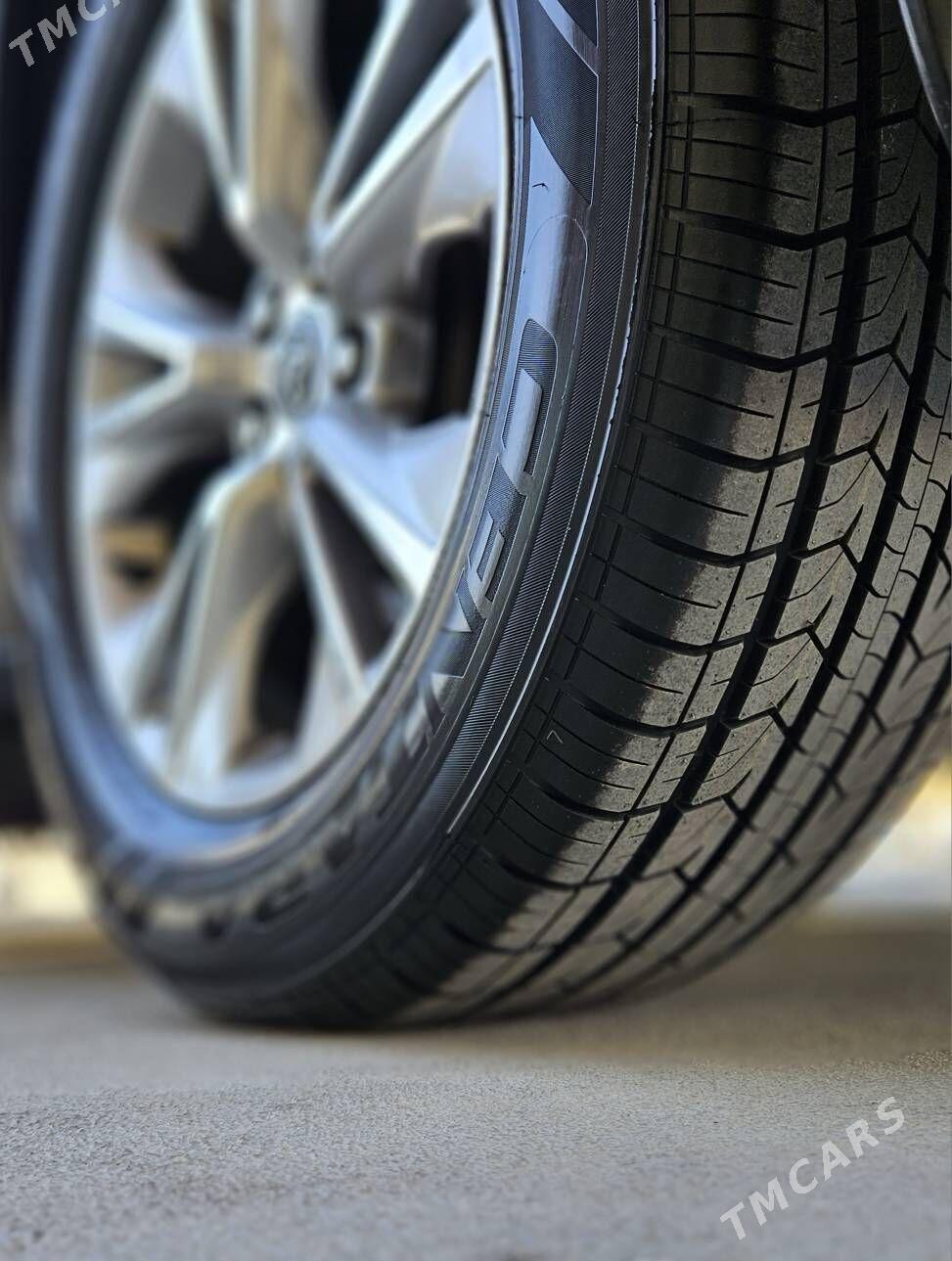 Toyota Highlander 2019 - 400 000 TMT - Мары - img 6