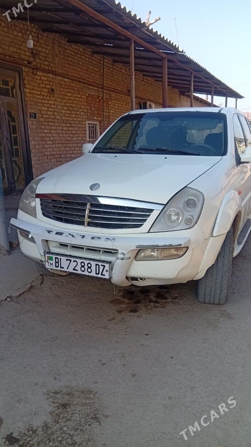 SsangYong Rexton W 2002 - 45 000 TMT - Дашогуз - img 2