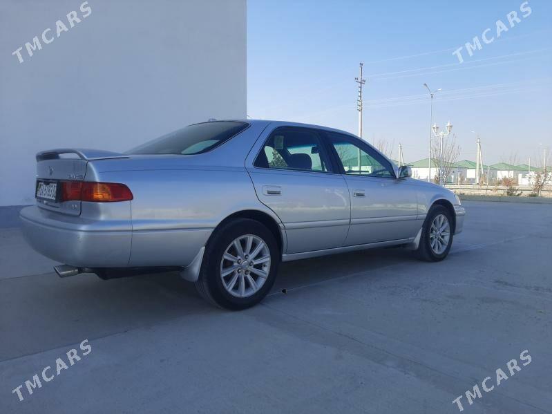 Toyota Camry 2001 - 160 000 TMT - Кёнеургенч - img 4