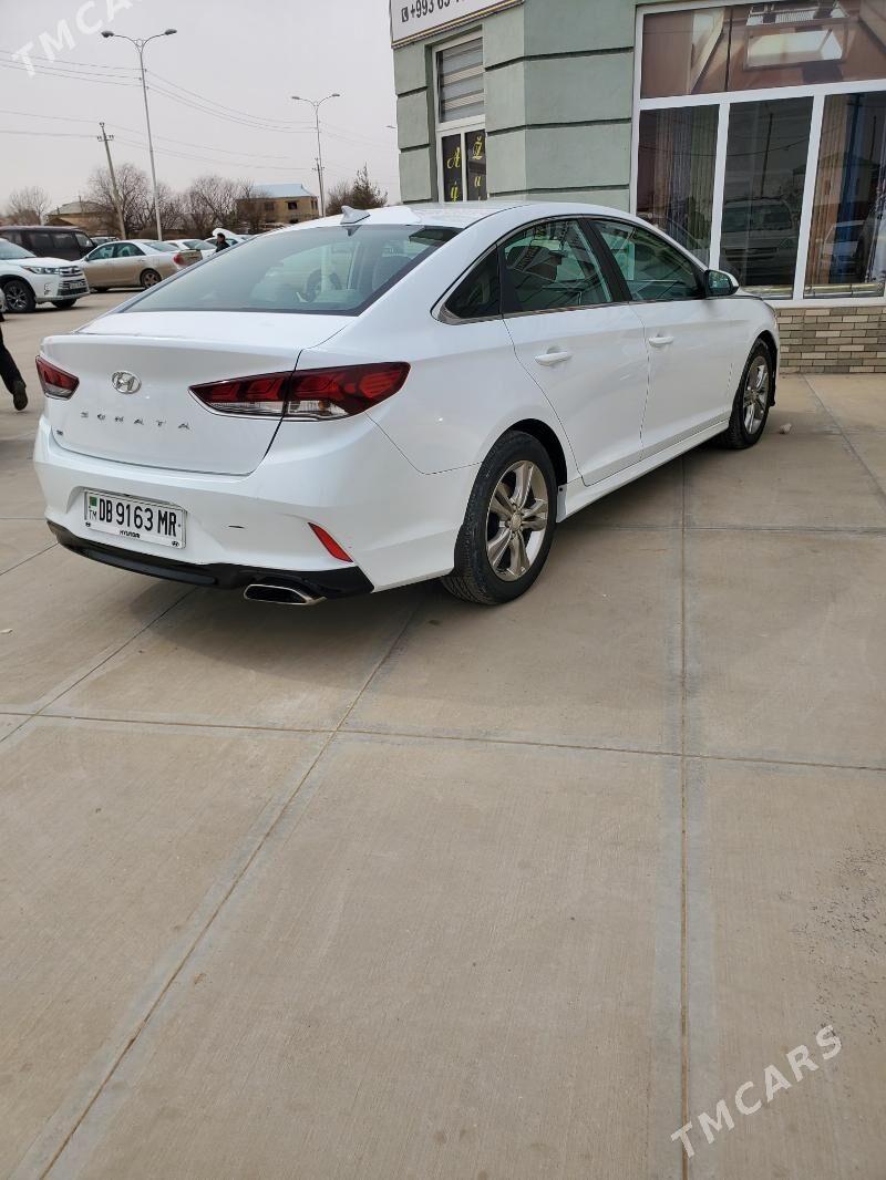 Hyundai Sonata 2018 - 200 000 TMT - Ёлётен - img 5