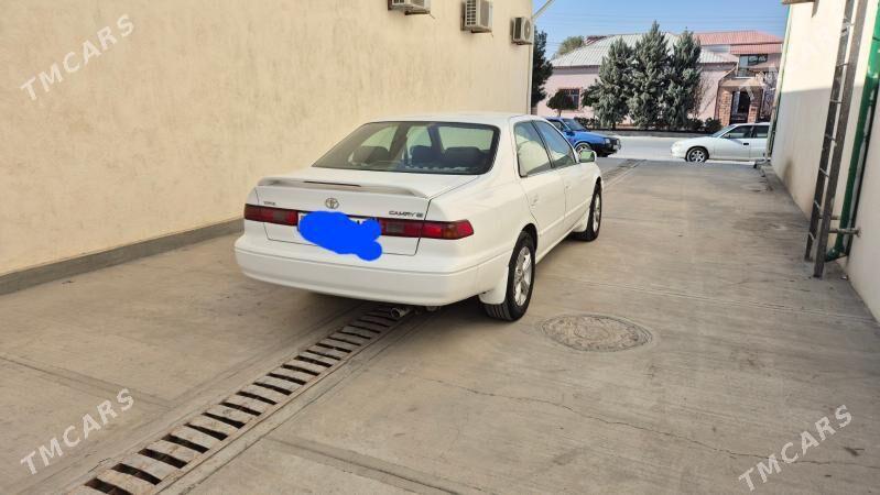 Toyota Camry 1998 - 123 000 TMT - Gökdepe - img 4