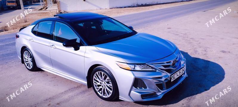 Toyota Camry 2021 - 365 000 TMT - Туркменабат - img 2