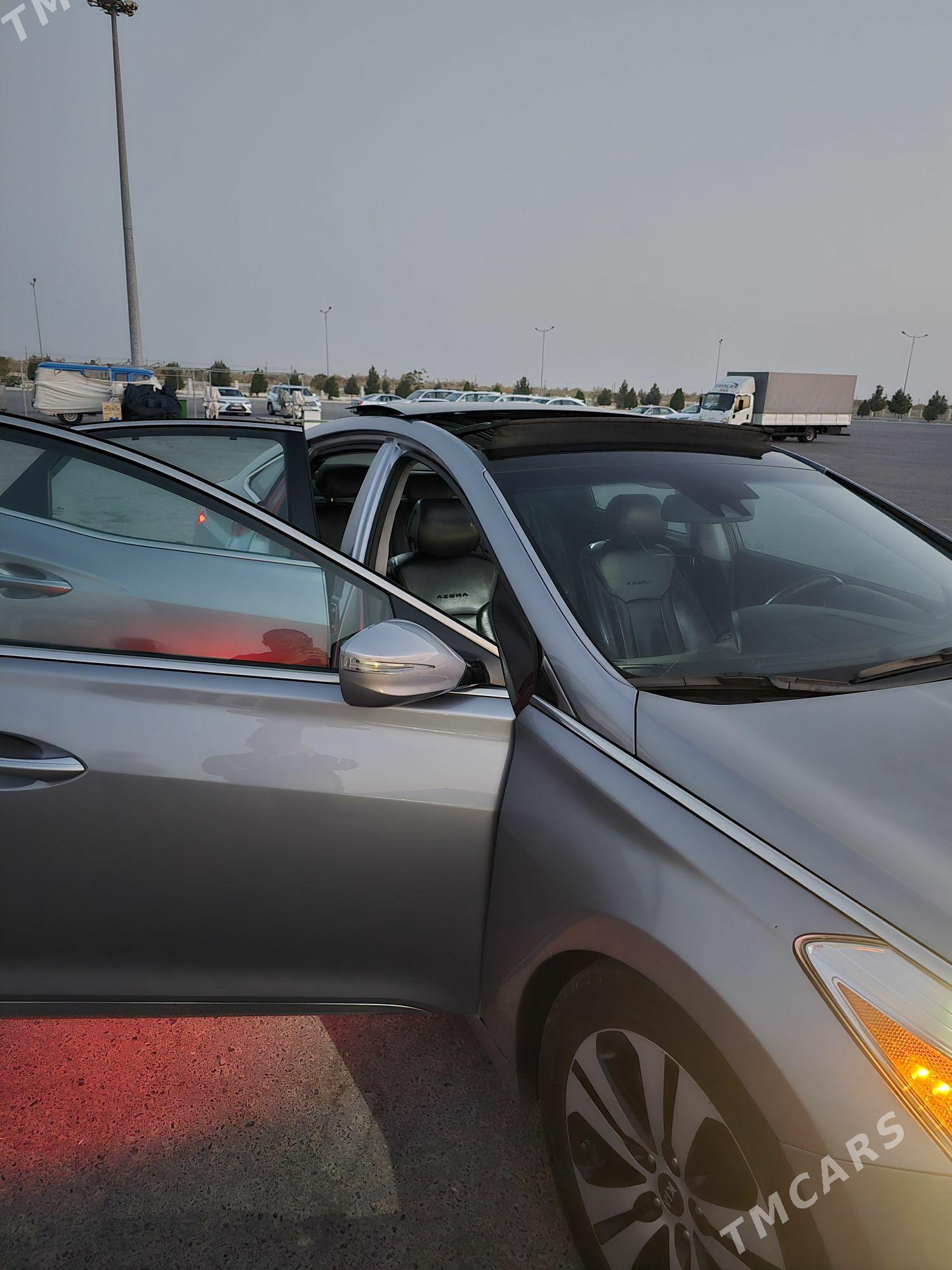 Hyundai Azera 2015 - 220 000 TMT - Туркменабат - img 7