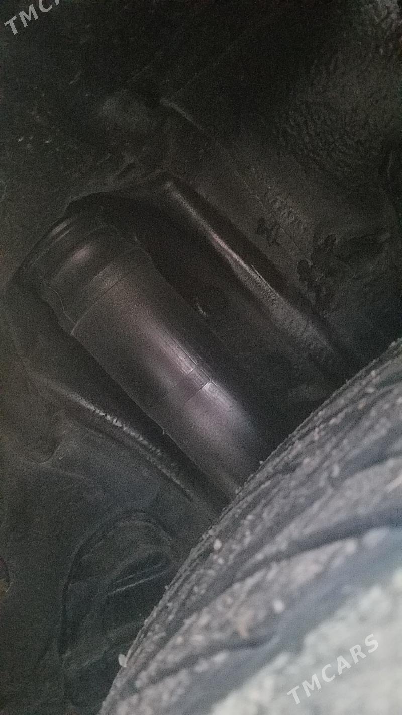 Toyota Sienna 2005 - 240 000 TMT - Gurbansoltan Eje - img 7