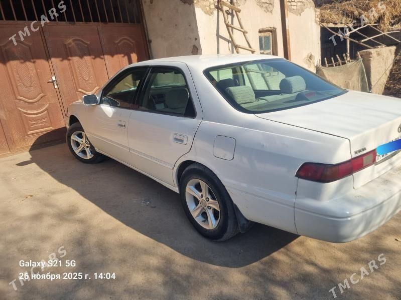 Toyota Camry 1999 - 135 000 TMT - Гурбансолтан Едже - img 3