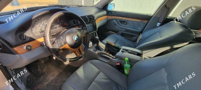BMW E39 2001 - 100 000 TMT - Babadaýhan - img 3