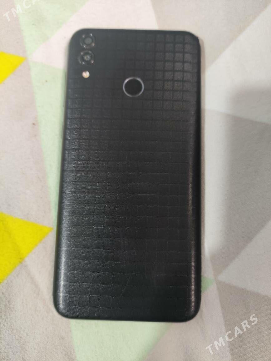 honor 8c - Балканабат - img 1