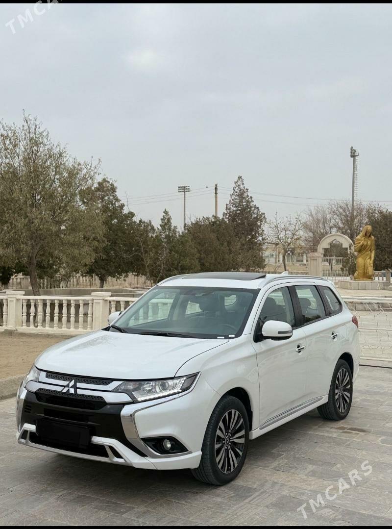 Mitsubishi Outlander 2023 - 305 000 TMT - Gumdag - img 3