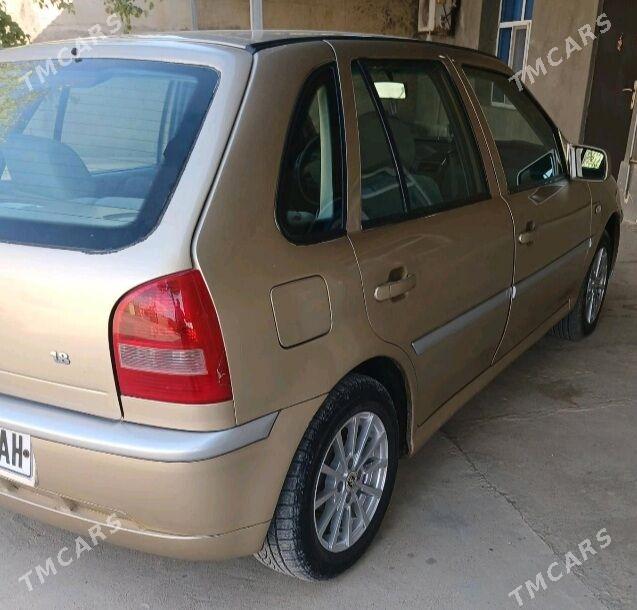 Volkswagen Polo 2005 - 80 000 TMT - Ак-Бугдайский этрап - img 8