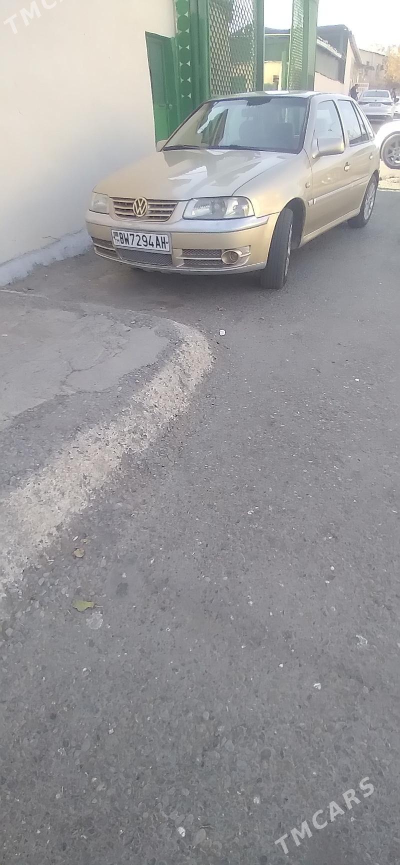 Volkswagen Polo 2005 - 80 000 TMT - Ак-Бугдайский этрап - img 3