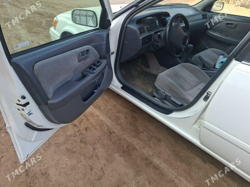 Toyota Camry 2000 - 145 000 TMT - Köneürgenç - img 2