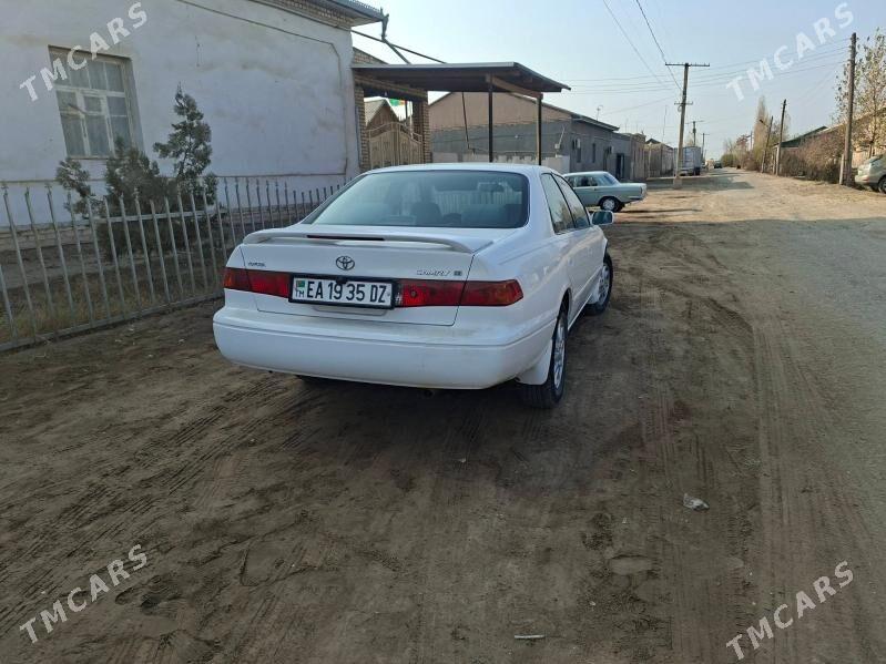 Toyota Camry 2000 - 145 000 TMT - Köneürgenç - img 9