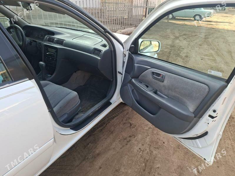 Toyota Camry 2000 - 145 000 TMT - Köneürgenç - img 3