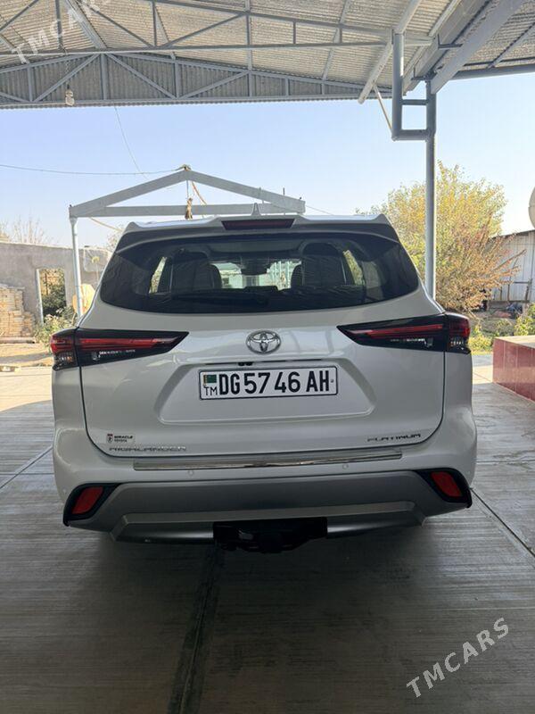 Toyota Highlander 2024 - 900 000 TMT - Gökdepe - img 2