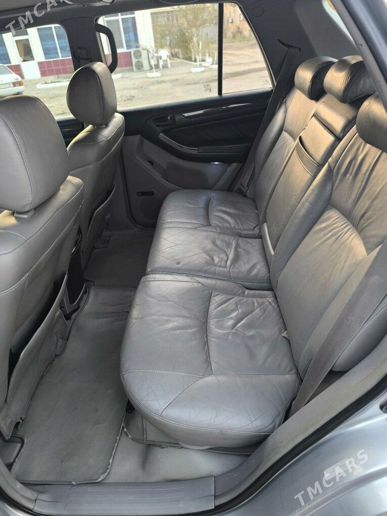 Toyota 4Runner 2004 - 330 000 TMT - Kerki - img 3