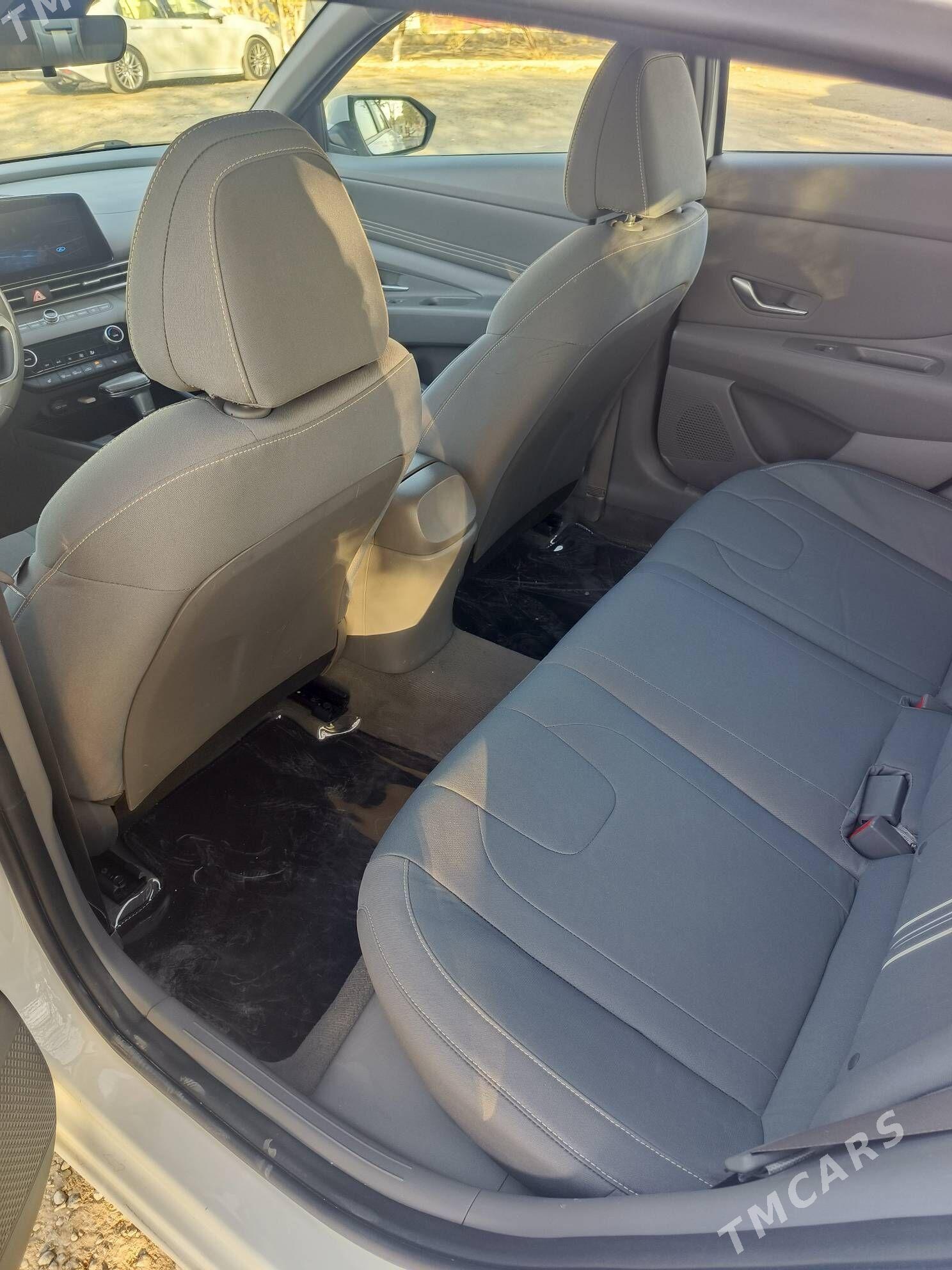 Hyundai Elantra 2023 - 255 000 TMT - Aşgabat - img 5