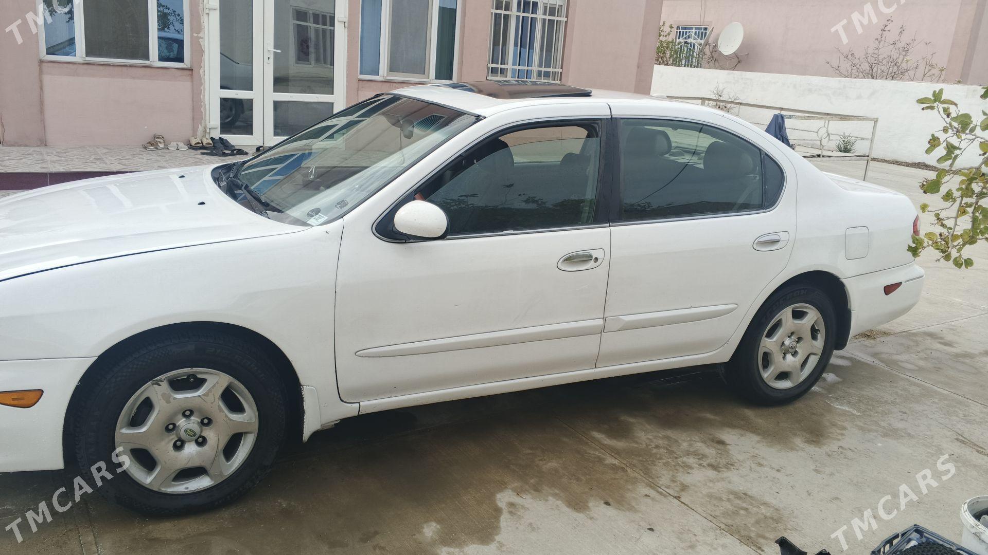 Infiniti I30 2000 - 110 000 TMT - Балканабат - img 3