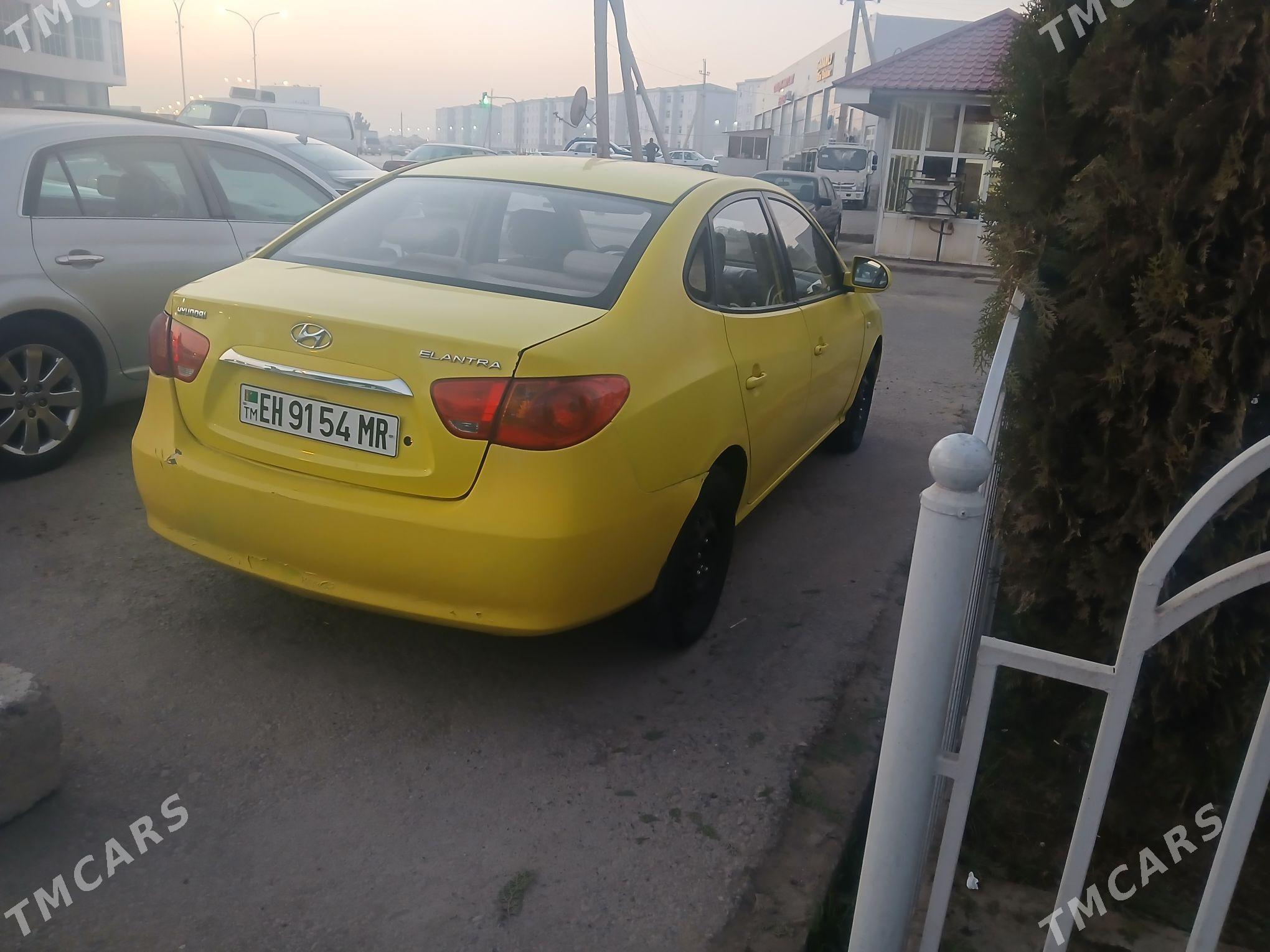 Hyundai Elantra 2010 - 64 000 TMT - Мары - img 5