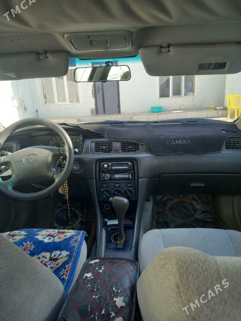 Toyota Camry 2000 - 135 000 TMT - Гарадамак - img 6