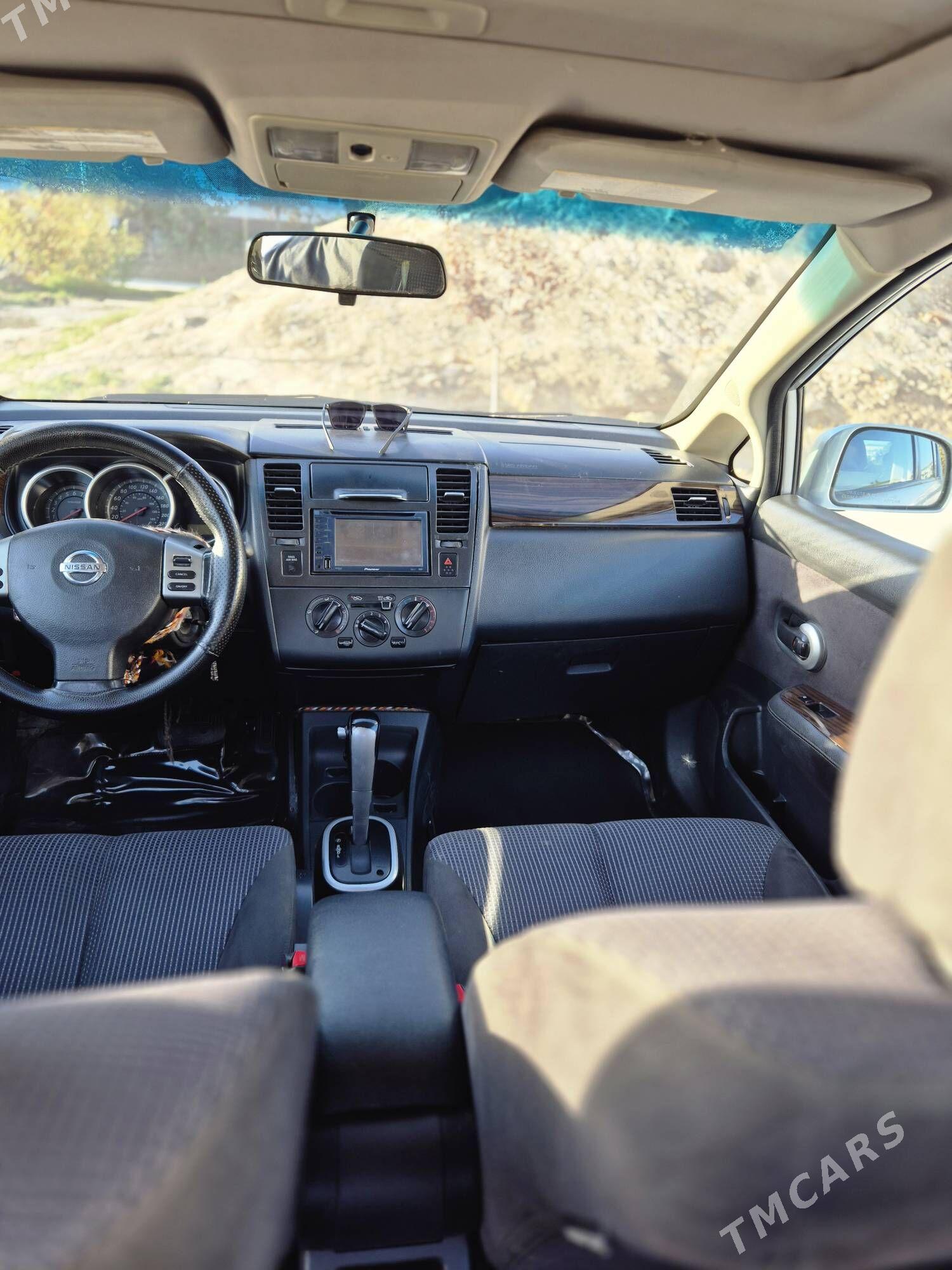 Nissan Versa 2010 - 132 000 TMT - Ашхабад - img 7