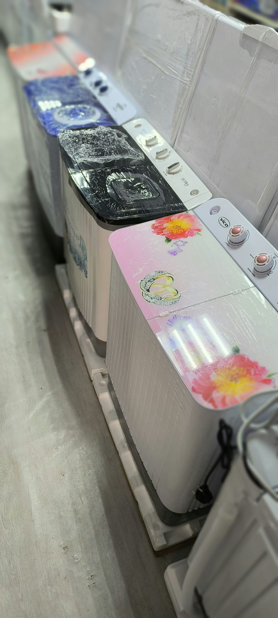 POL AWTAMAT WE MALŸUTKA MAŞYNY - Гуртли - img 8