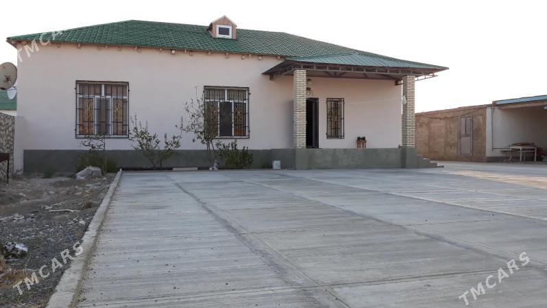 Kireyne jay - Туркменбаши - img 1