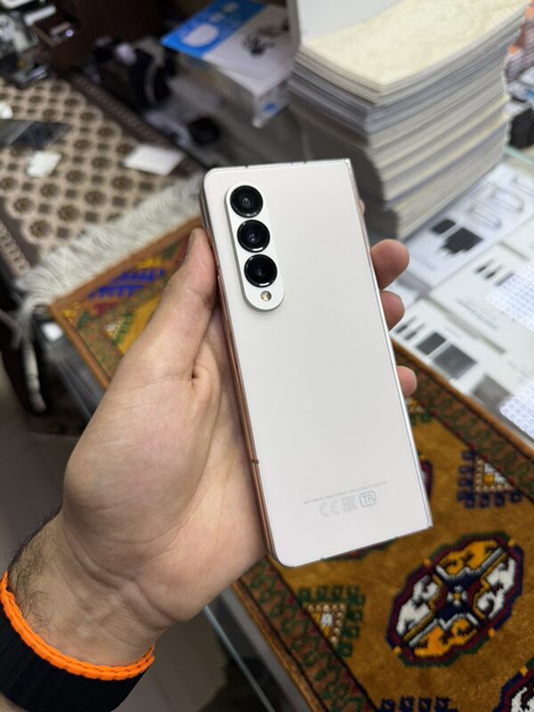 Samsung z fold 4 12/256gb - Торговый центр "15 лет Независимости" - img 4