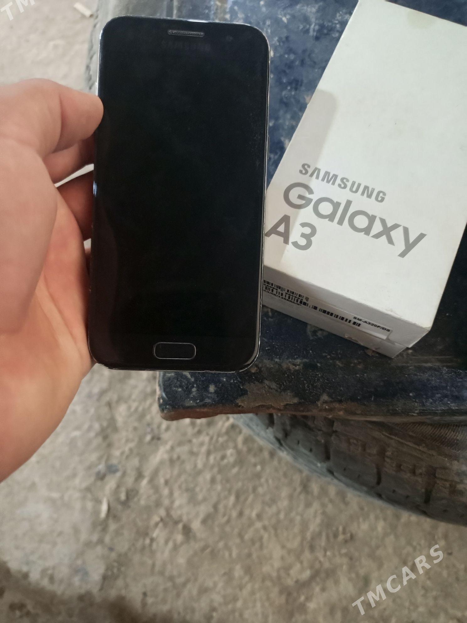 Samsung A3 2017 - Мары - img 2
