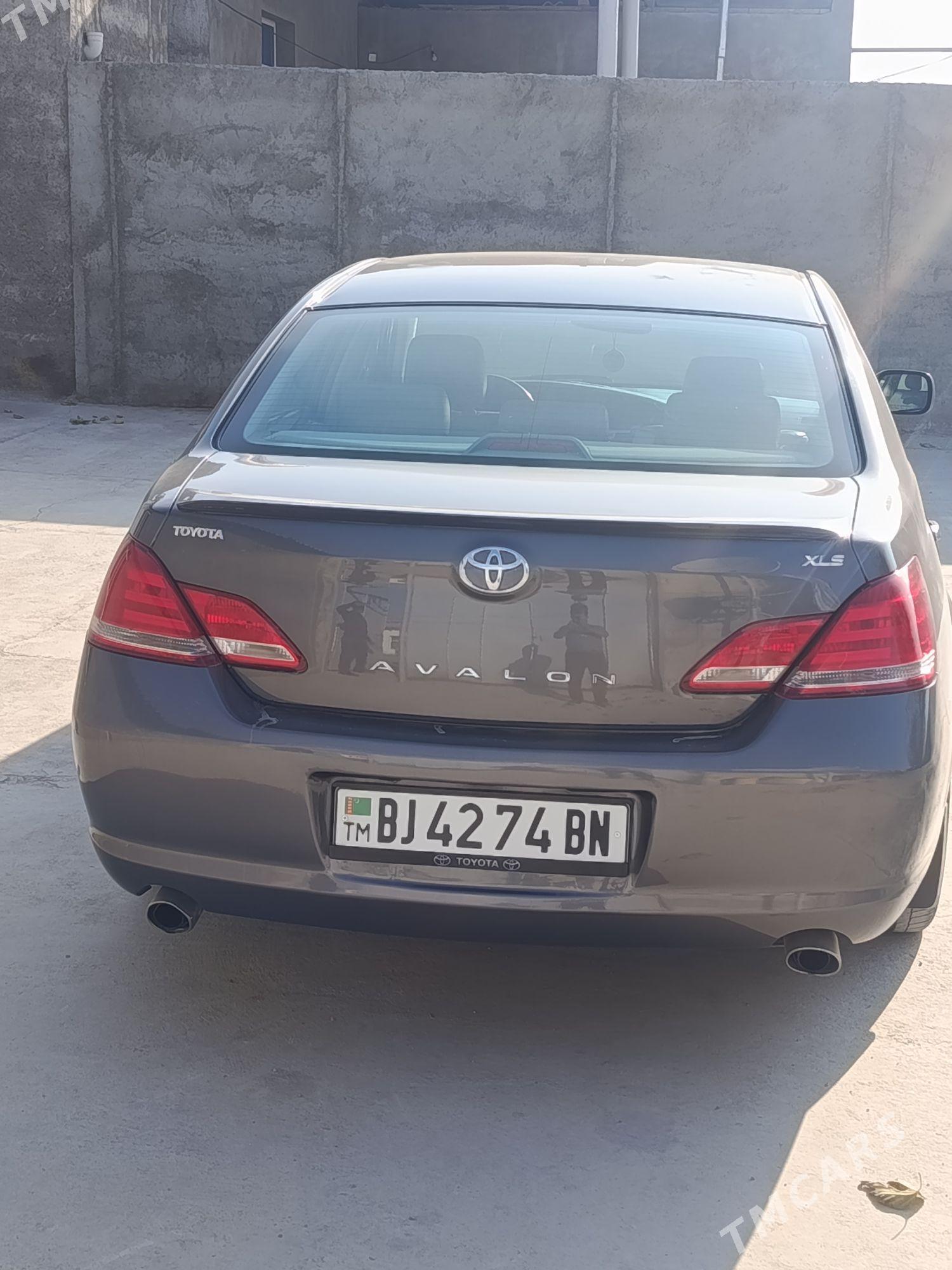 Toyota Avalon 2005 - 160 000 TMT - Gyzylarbat - img 3