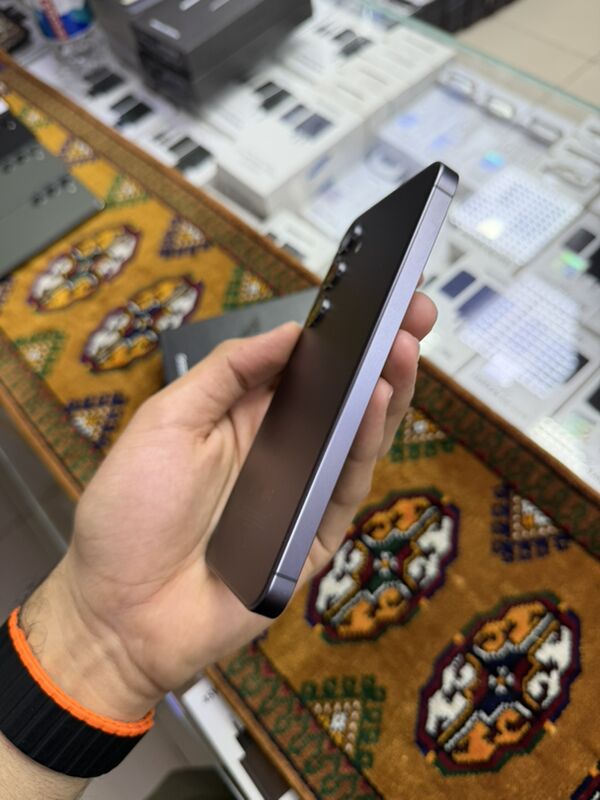 Samsung s24 8/128gb - Торговый центр "15 лет Независимости" - img 3