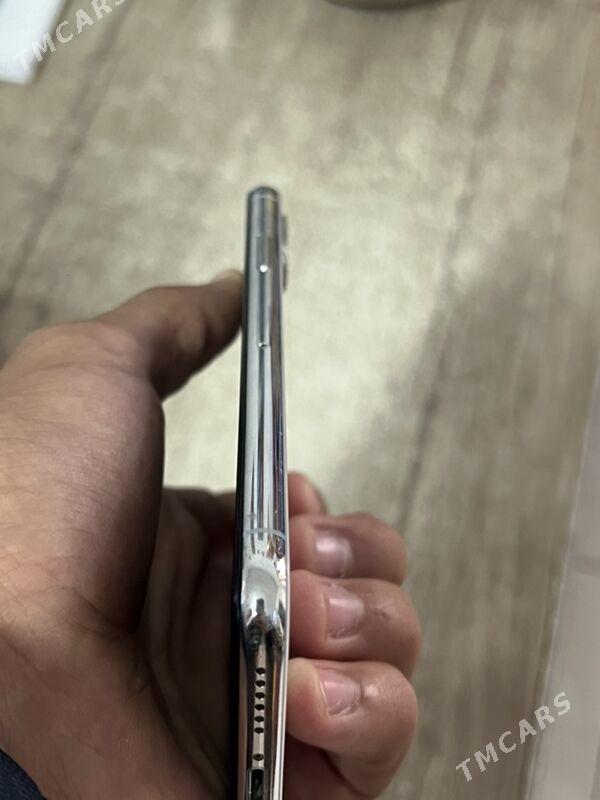 Iphone x 256 - Mary - img 2