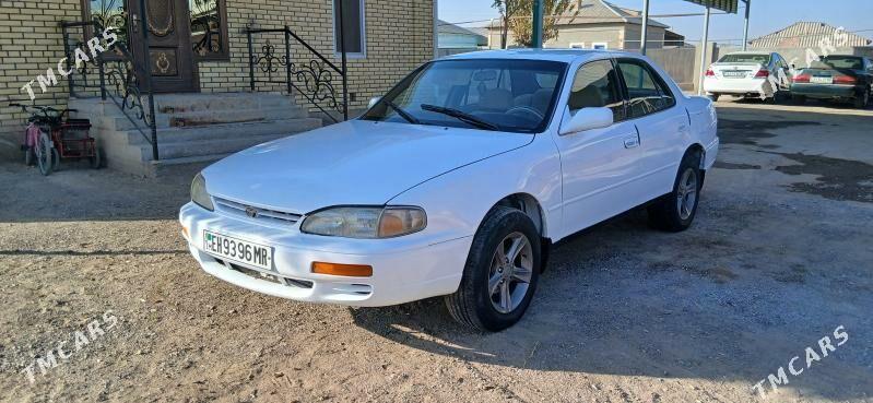 Toyota Camry 1995 - 85 000 TMT - Мургап - img 1