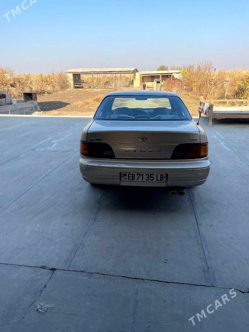 Toyota Camry 1996 - 78 000 TMT - Garabekewül - img 5