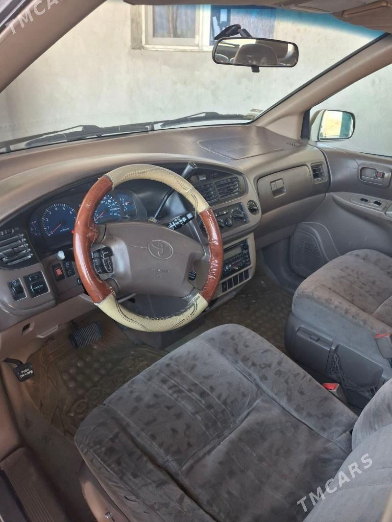 Toyota Sienna 2001 - 165 000 TMT - Дашогуз - img 6