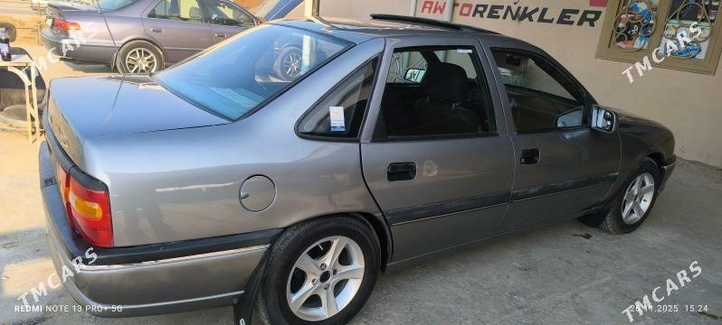 Opel Vectra 1989 - 45 000 TMT - Farap - img 2
