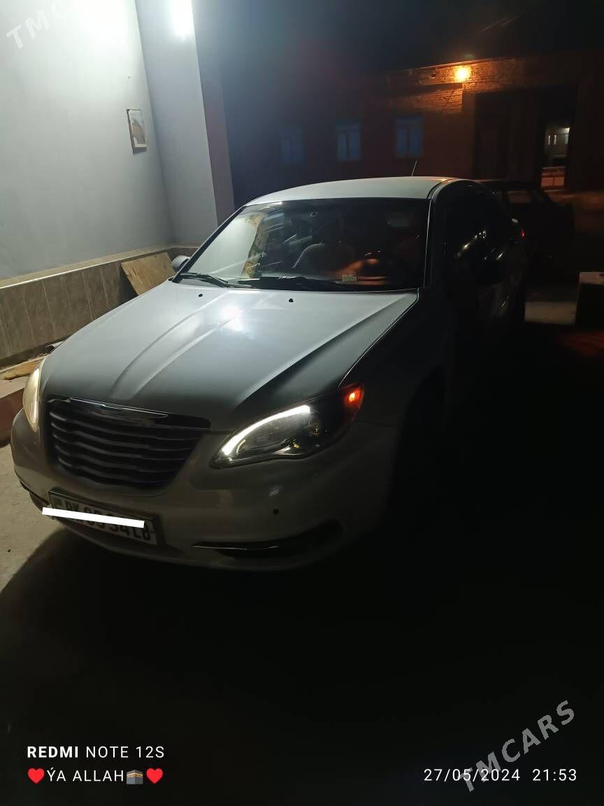 Chrysler 200 2012 - 500 000 TMT - Туркменабат - img 3