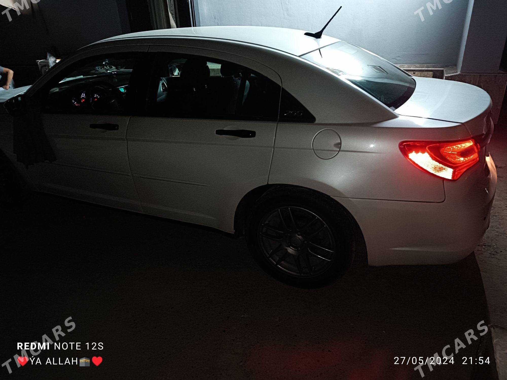 Chrysler 200 2012 - 500 000 TMT - Туркменабат - img 4