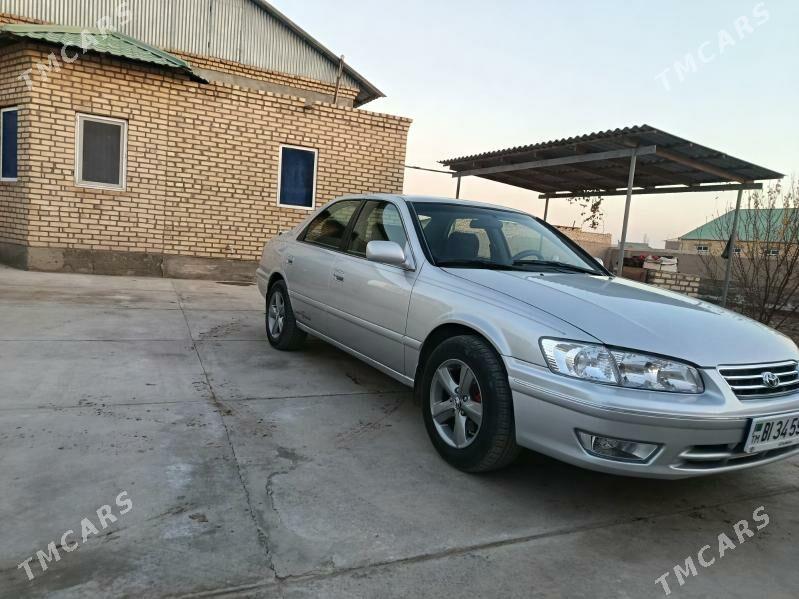 Toyota Camry 2000 - 160 000 TMT - Köneürgenç - img 3
