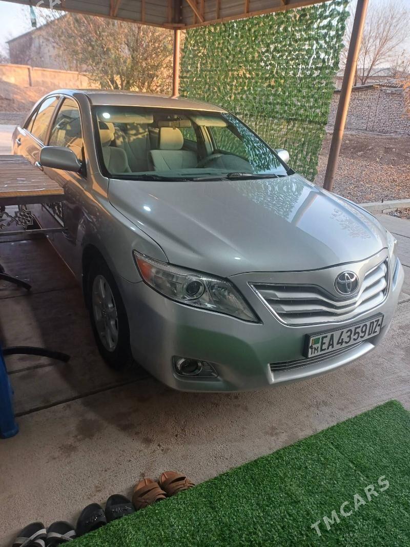 Toyota Camry 2010 - 200 000 TMT - Köneürgenç - img 4