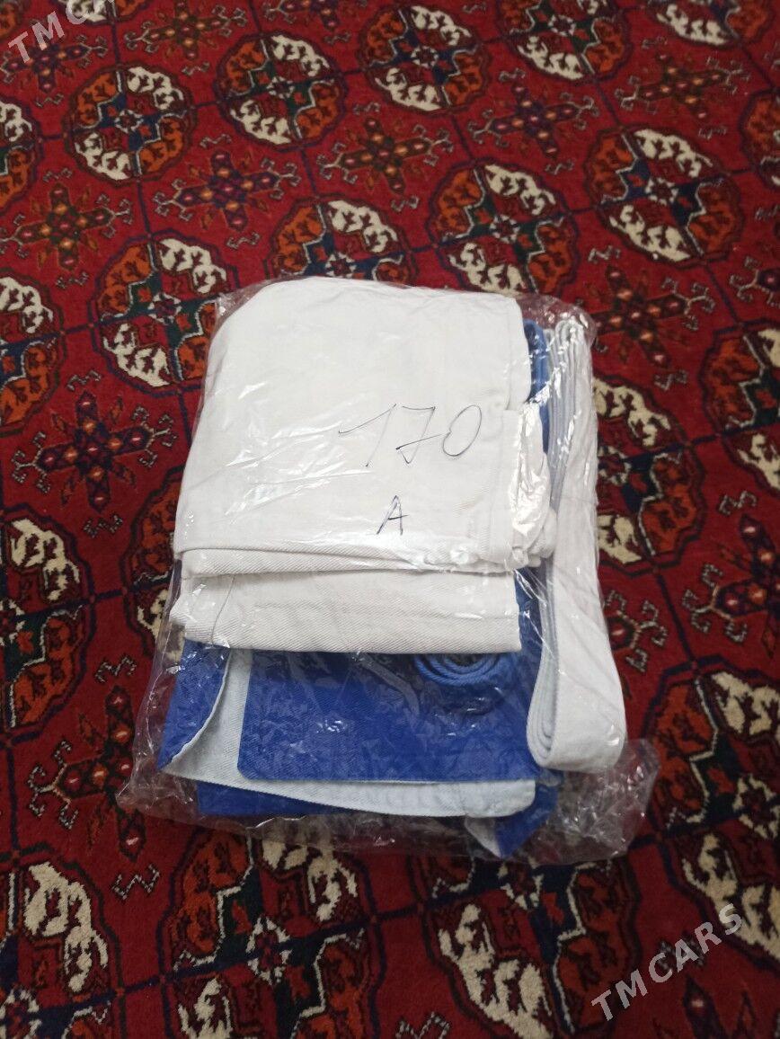 judo kimano - Мир 3 - img 2