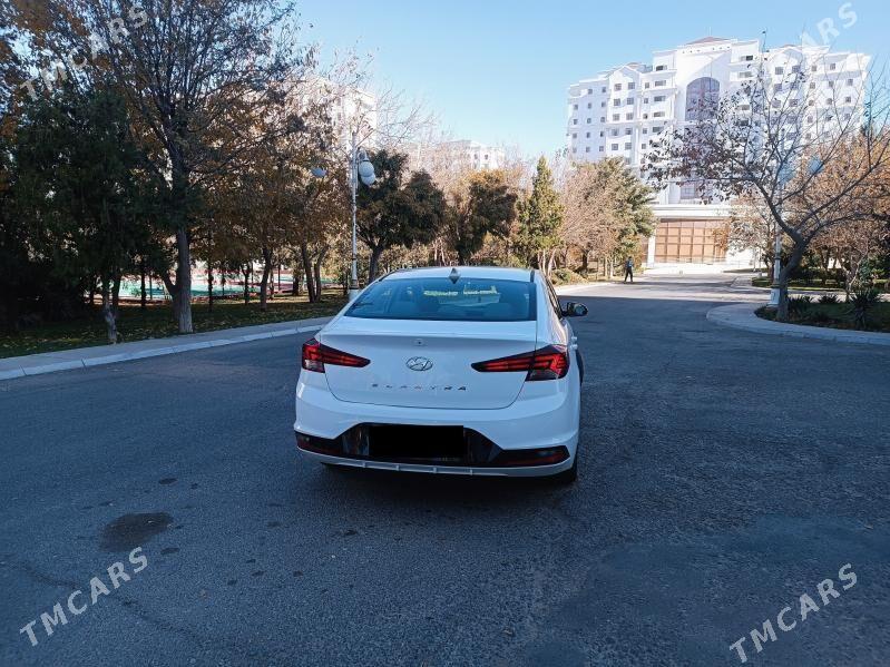 Hyundai Elantra 2020 - 225 000 TMT - Büzmeýin - img 4