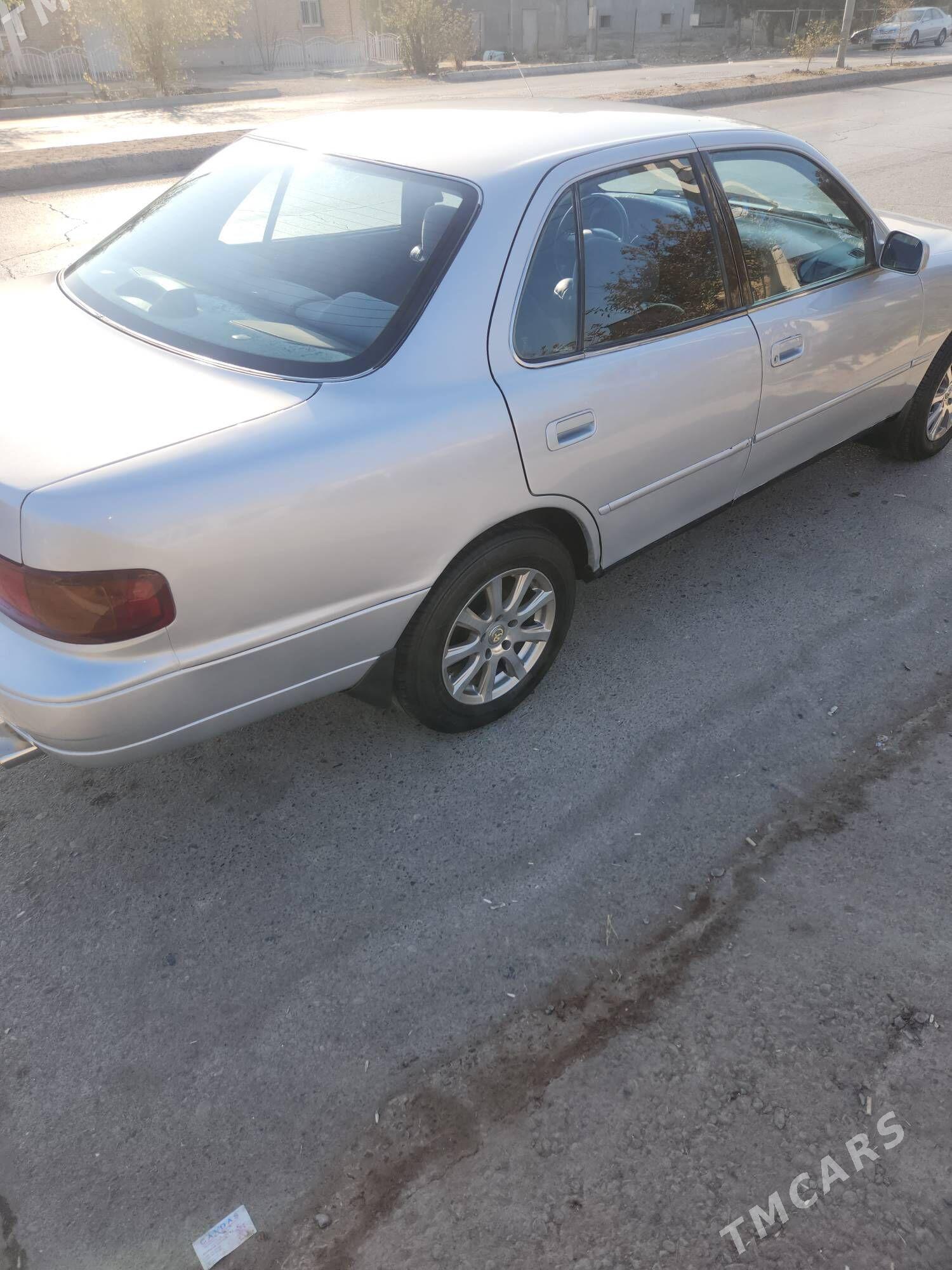 Toyota Camry 1993 - 100 000 TMT - Türkmenabat - img 1