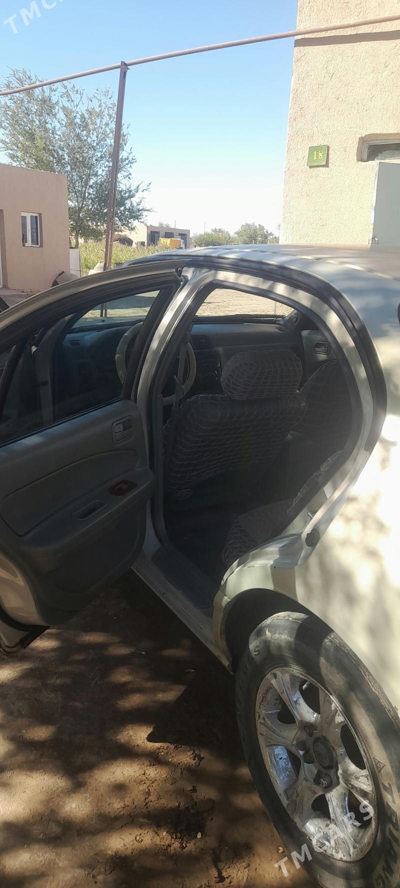 Nissan Maxima 2002 - 30 000 TMT - Akdepe - img 5