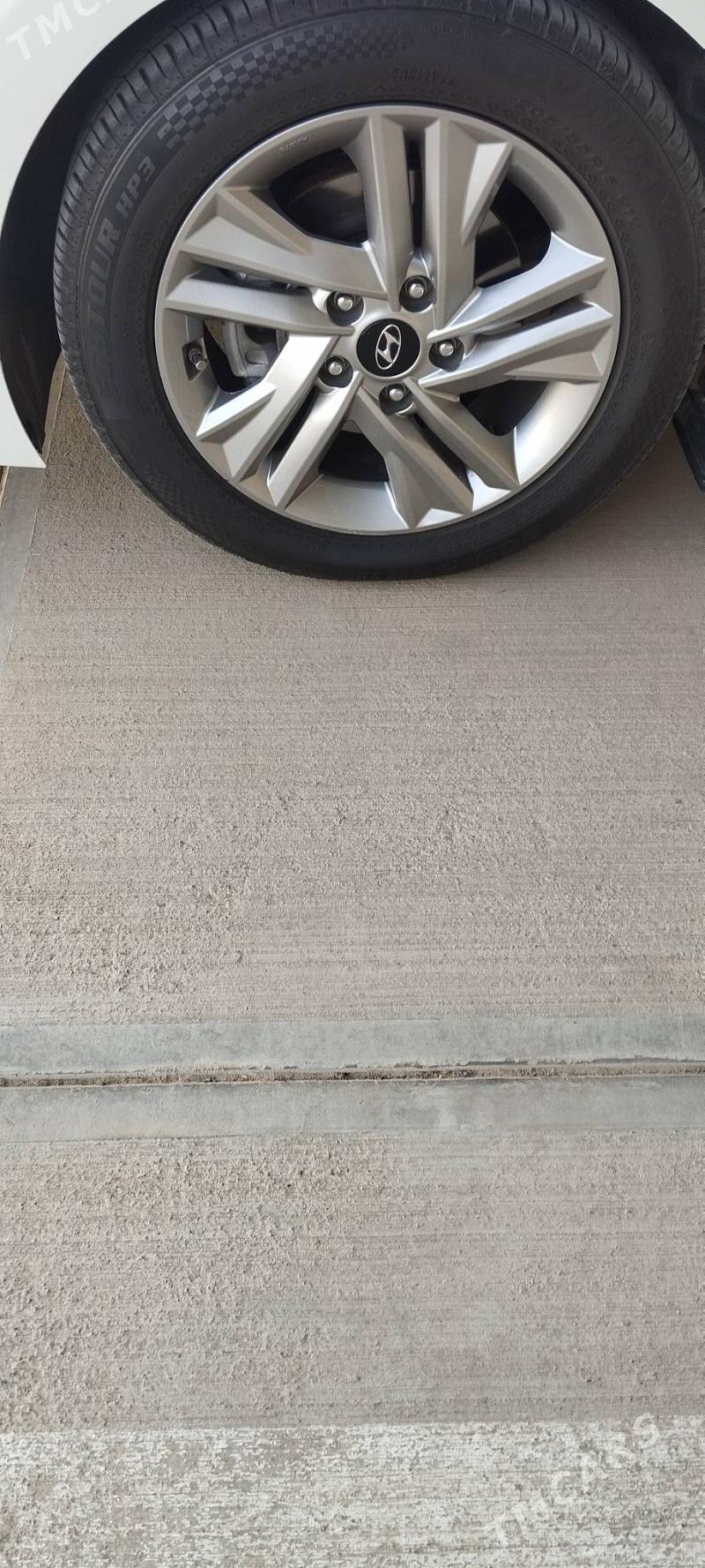 Hyundai Elantra 2020 - 218 000 TMT - Hitrowka - img 6