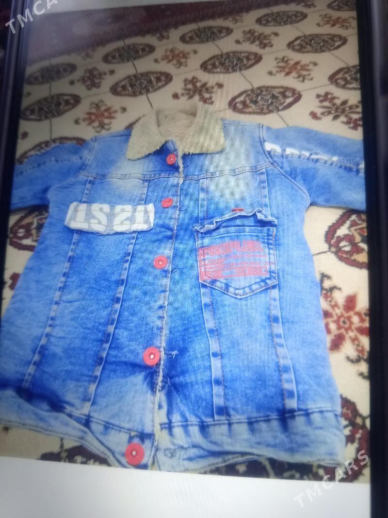 plaşotga  we  jeansy  kurtga. - Murgap - img 4