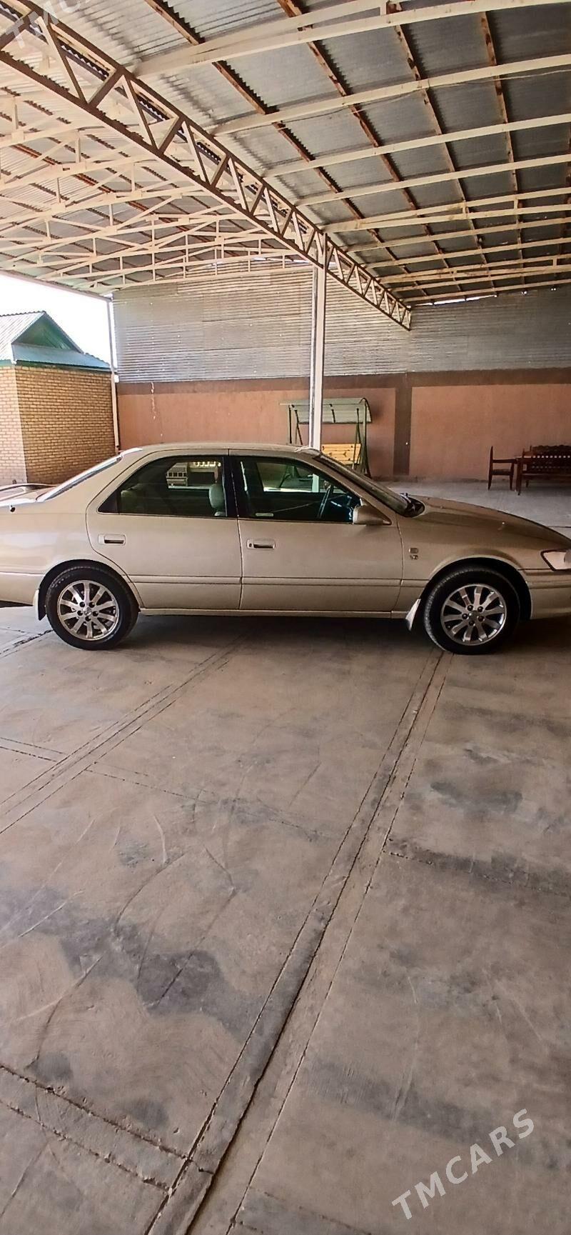 Toyota Camry 2000 - 175 000 TMT - Ашхабад - img 2