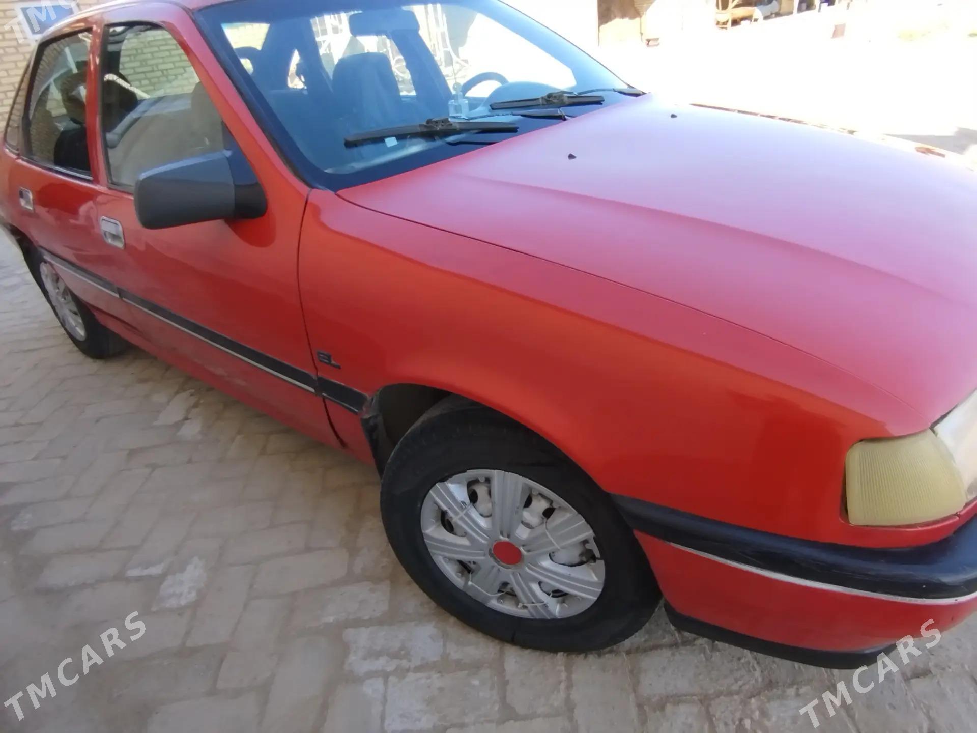 Opel Vectra 1991 - 31 000 TMT - Murgap - img 2