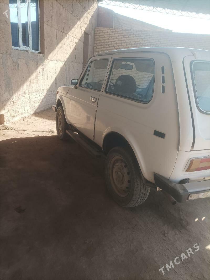 Lada Niva 1989 - 13 000 TMT - Halaç - img 1