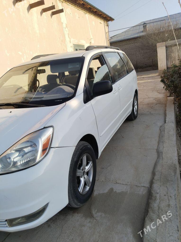 Toyota Sienna 2005 - 180 000 TMT - Daşoguz - img 4